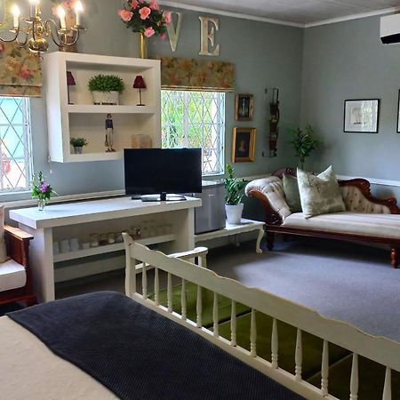 Somerset Stables Graaff-Reinet Extérieur photo
